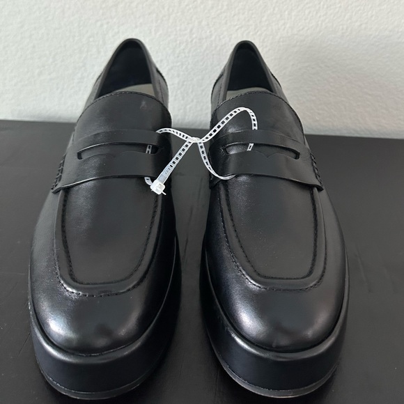 Dolce Vita Yanni Loafer in Black - Picture 4 of 5